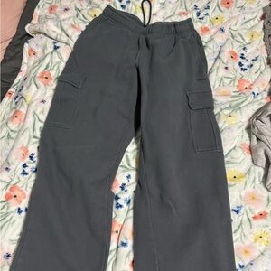 ARITZIA mega cargo sweatpants